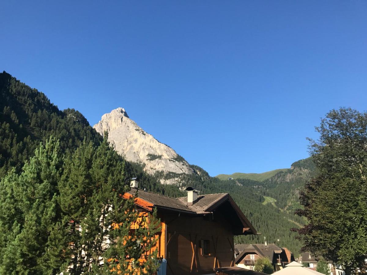 Cesa Mandi E Miky Lägenhet Canazei Exteriör bild