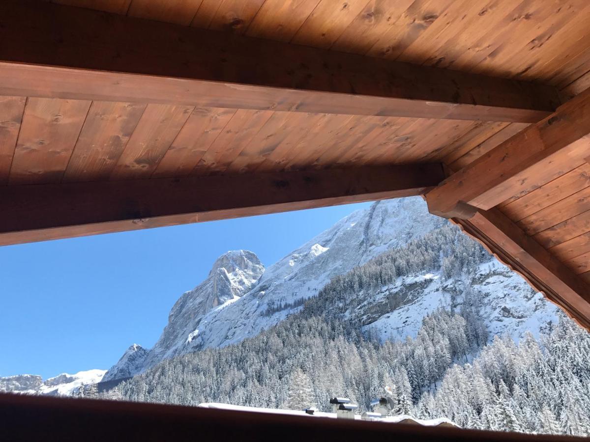 Cesa Mandi E Miky Lägenhet Canazei Exteriör bild