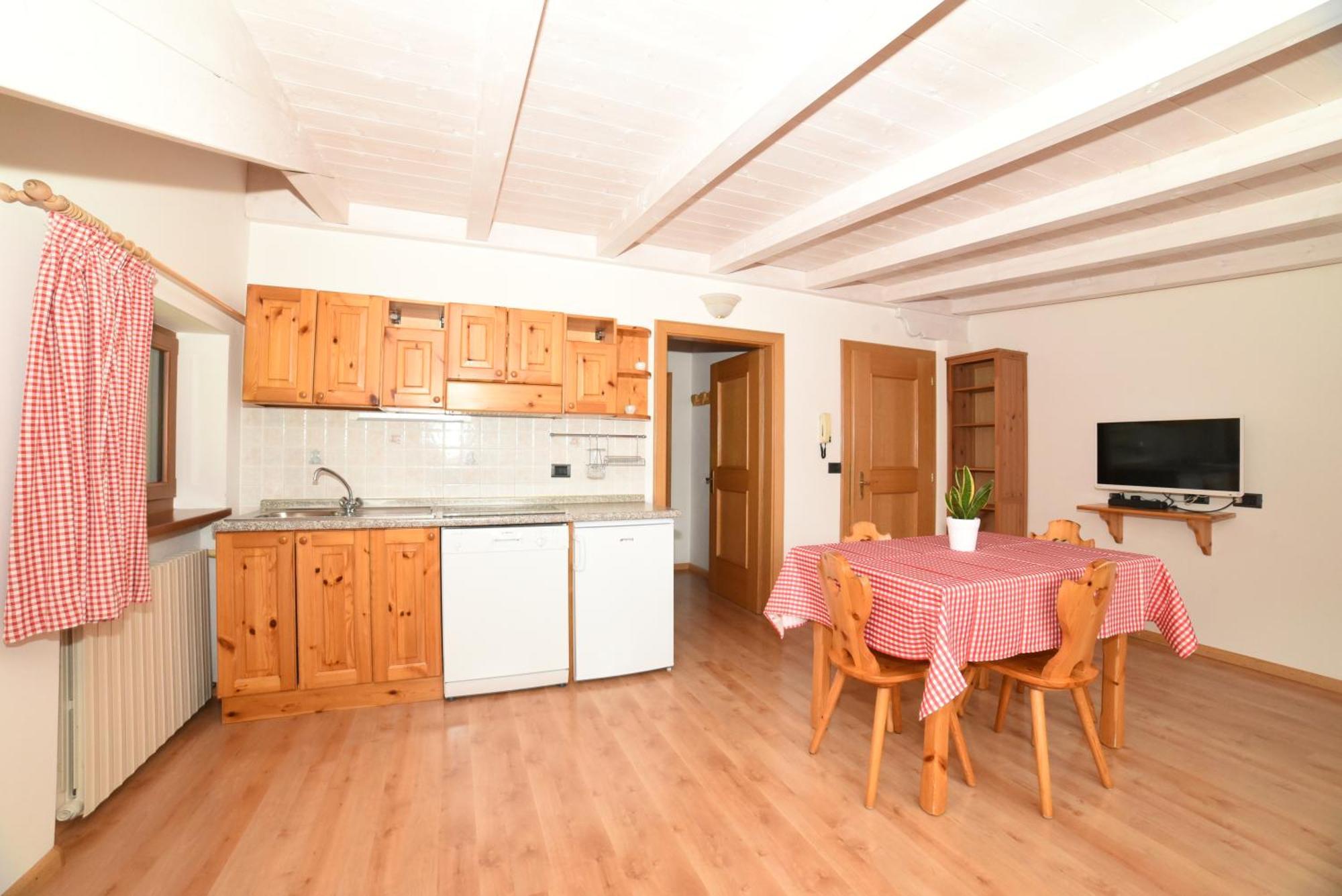 Cesa Mandi E Miky Lägenhet Canazei Exteriör bild