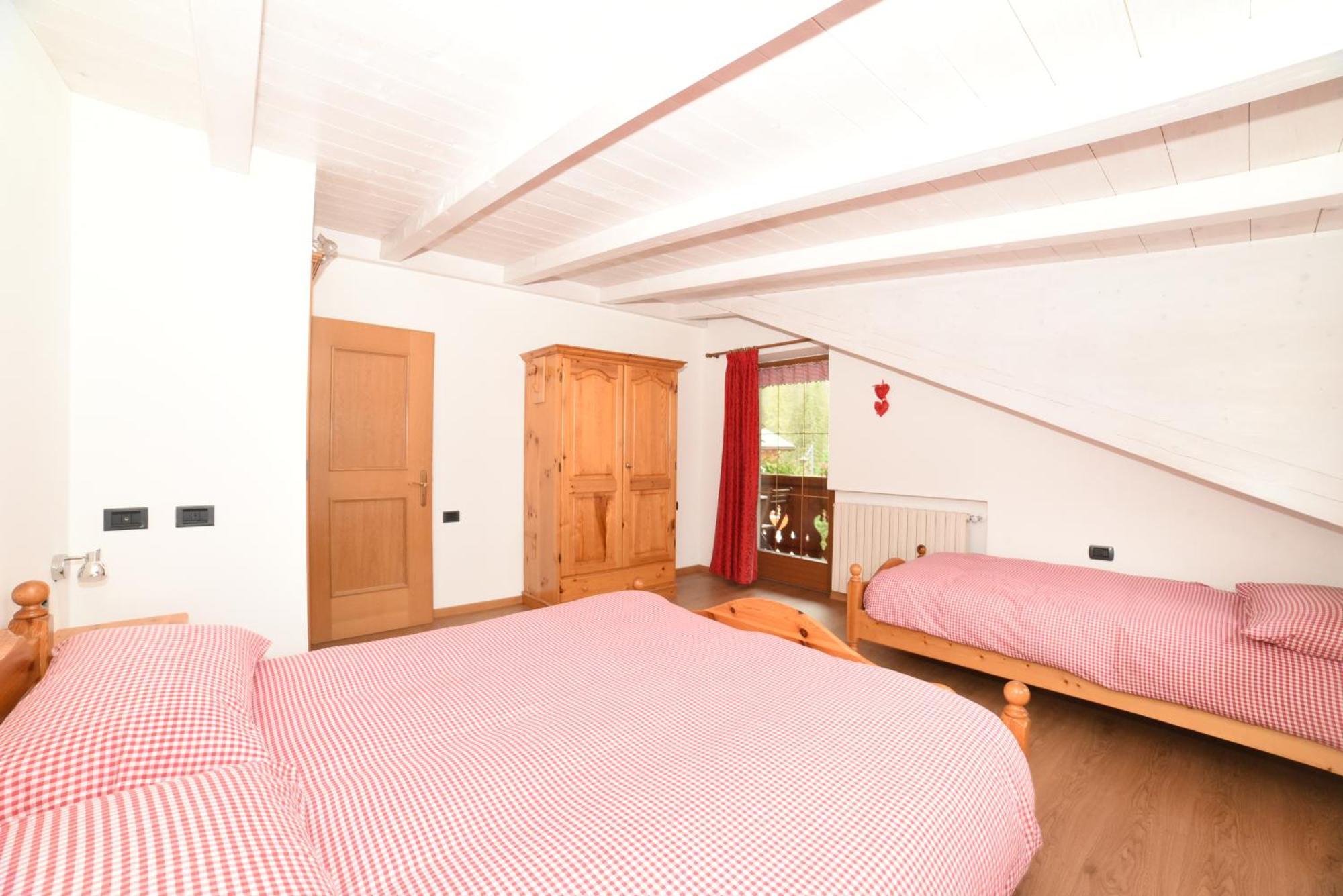 Cesa Mandi E Miky Lägenhet Canazei Exteriör bild